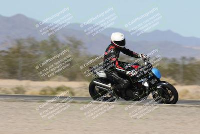 media/Dec-01-2025-Moto Forza (Mon) [[2daa91e15f]]/3-Beginner Group/Session 2 (Turn 7 Inside Pans)/
